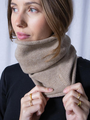 Gant Wool Knitted Snood Dry Sand