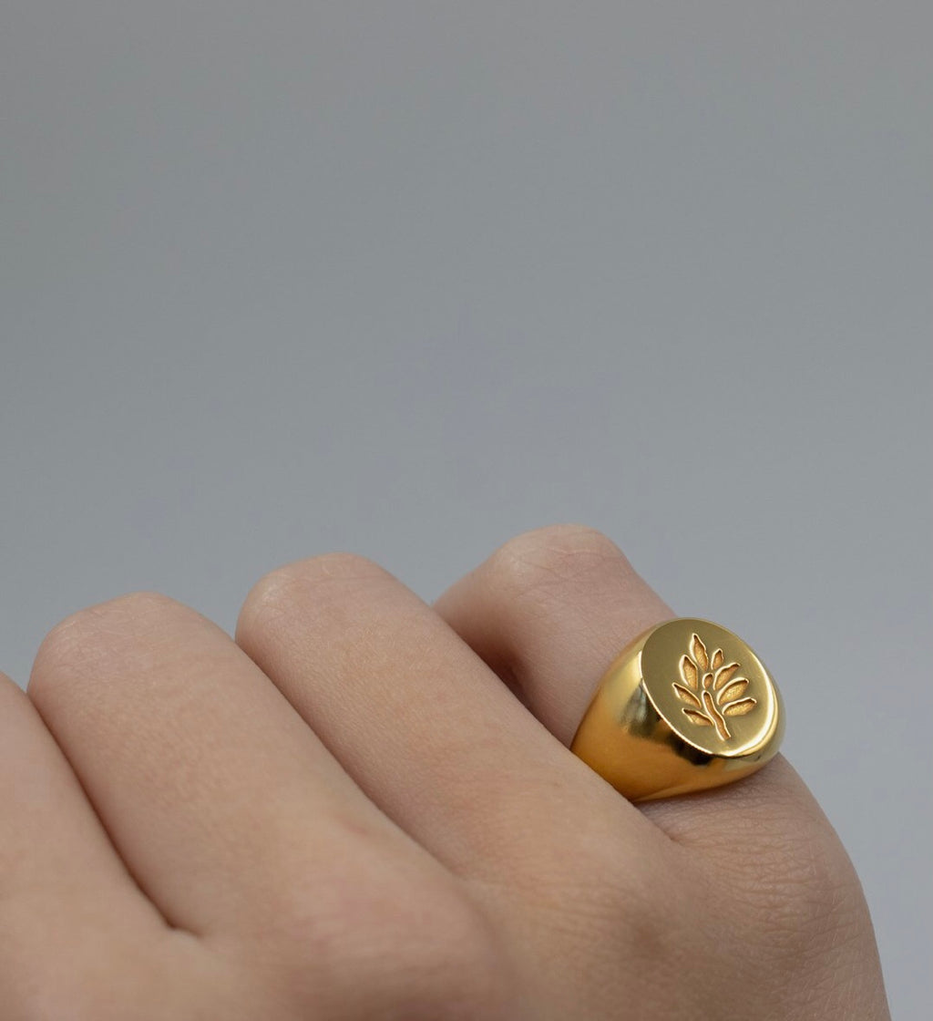 Julie Sandlau Tree of life Signet ring