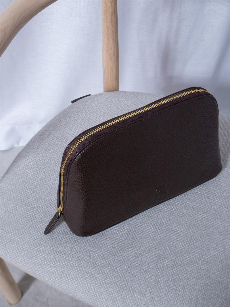 Camilla Pihl Cosmetic pouch large dark brown