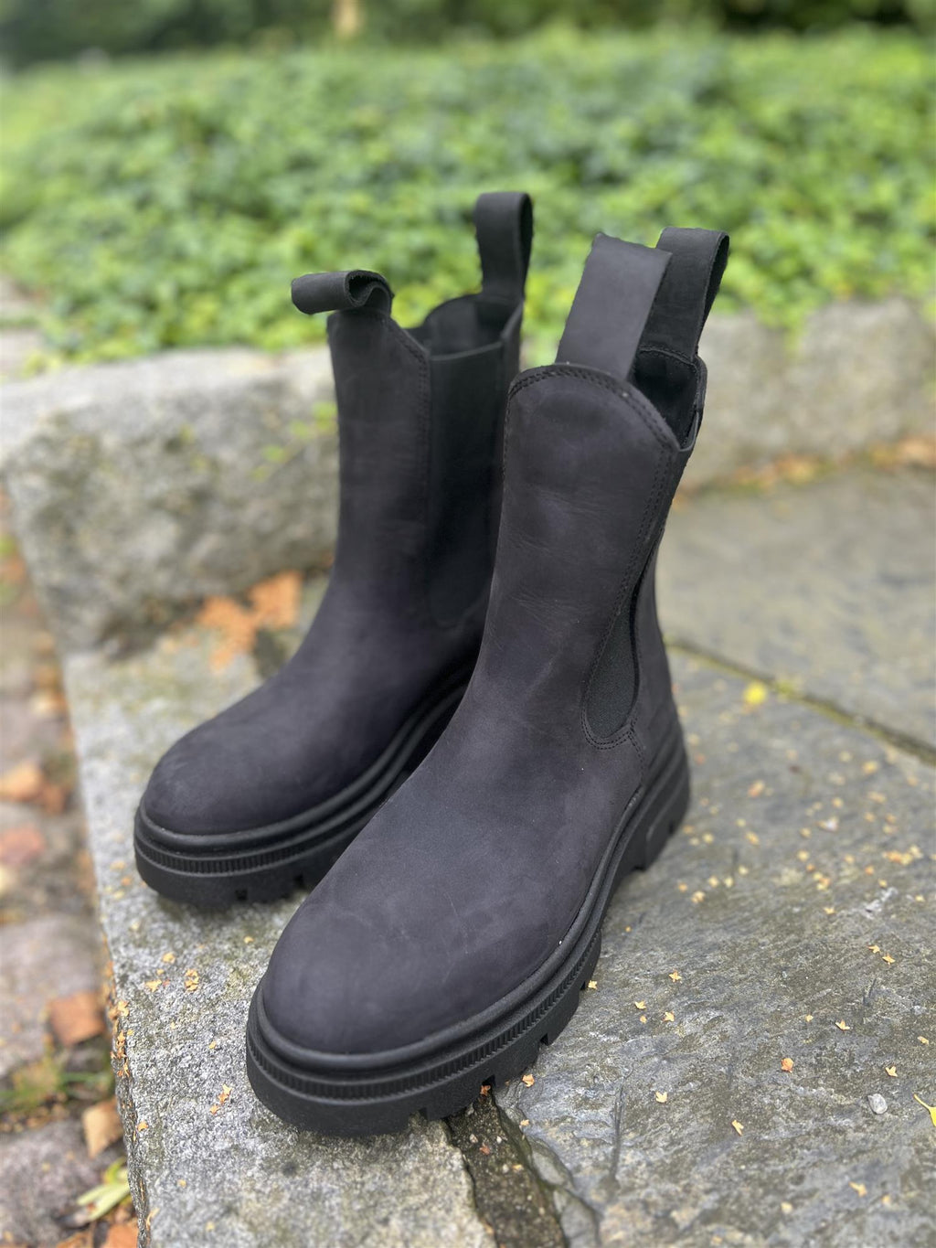 BRGN Chelsea Boot New Black