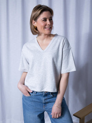 Julie Josephine Boxy V-neck Tee Grey Melange